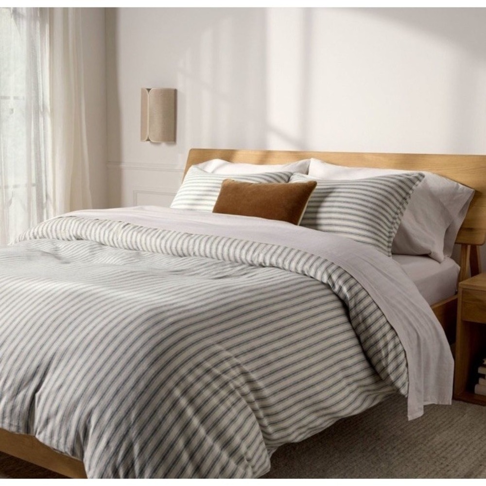 Relaxed Linen Stripe Duvet Cover & Sham Set - Parachute Size Full / Queen Cove